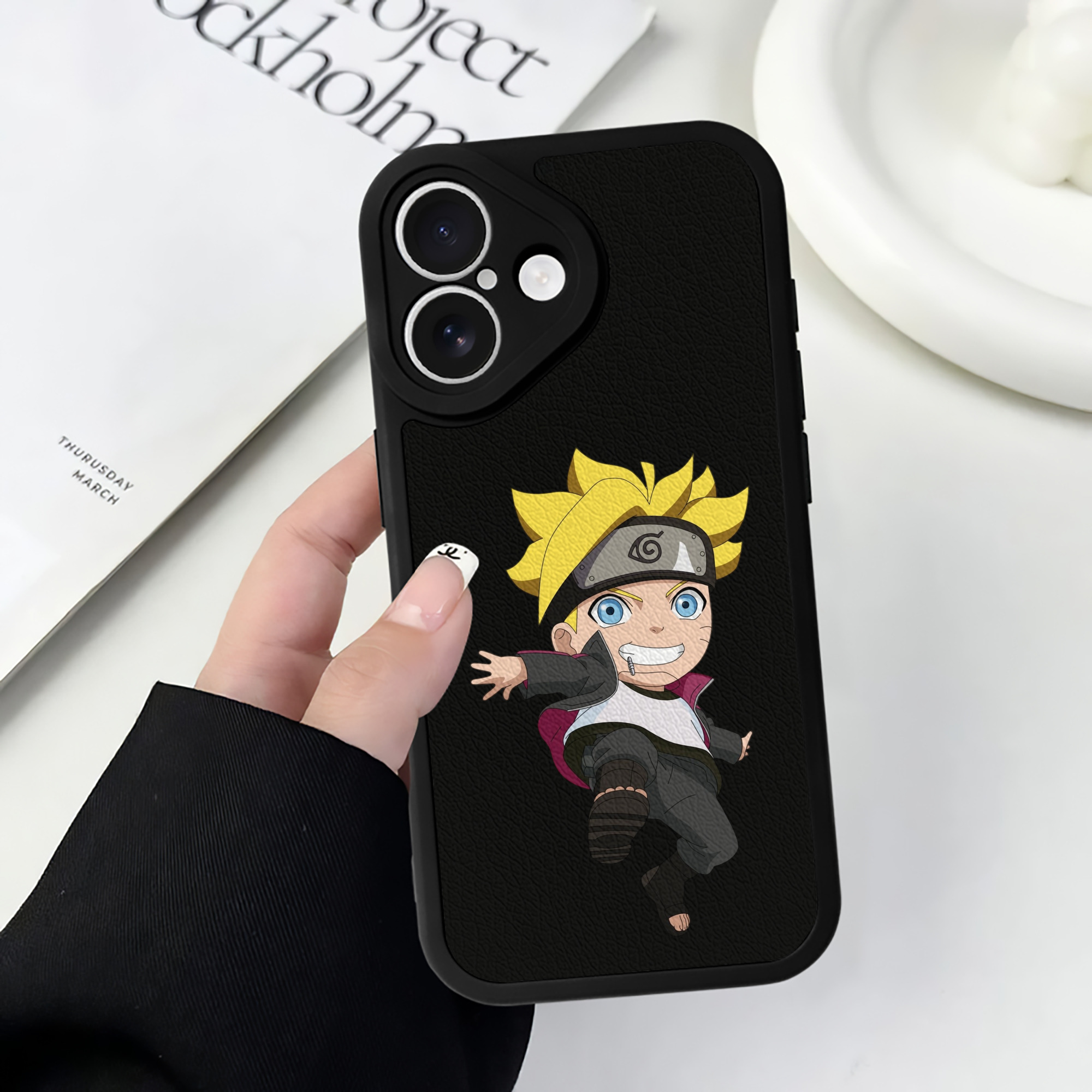 （画像用） NARUTO -ナルト- うずまき ボルト Uzumaki Boruto 【iPhone 16シリーズ対応】シリコンスマホケース（レザー調） 材質：シリコン